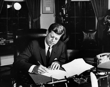  Kennedy ordina quarantena Cuba 