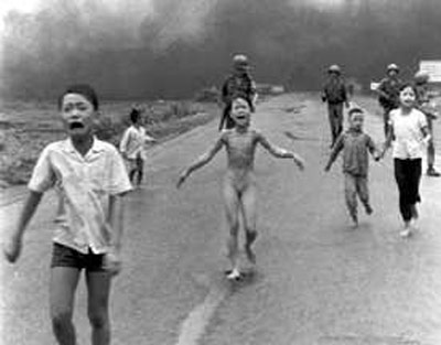  Una foto storica della tragedia del Vietnam 